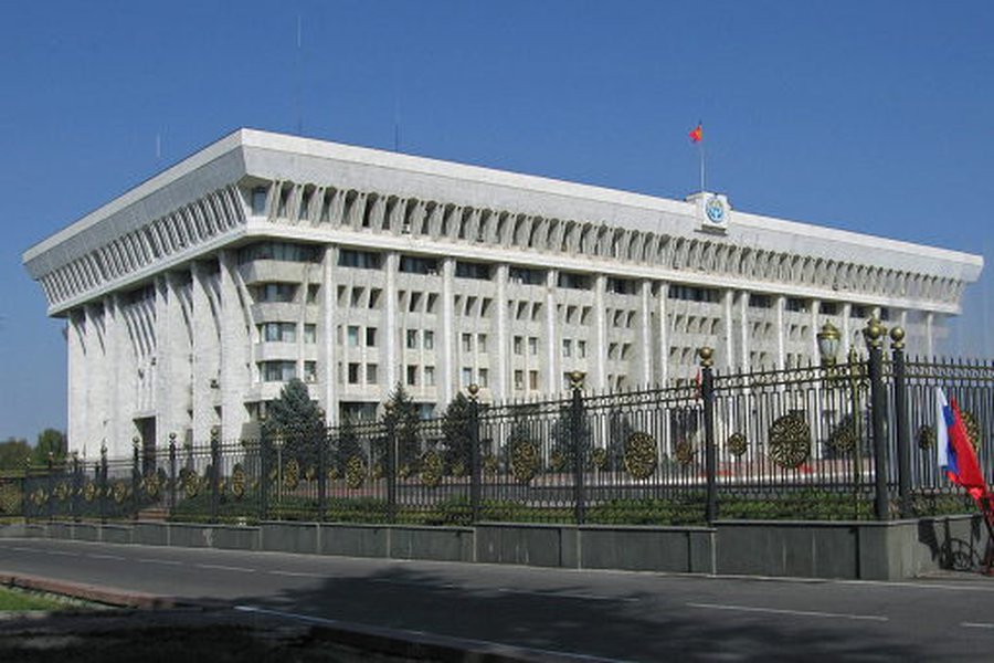 «Есть страны, которым демократия не прописана по медицинским соображениям» - В Мире