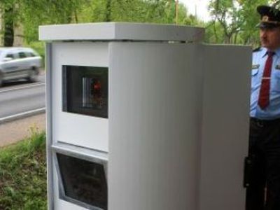 Вместо фоторадаров на дорогах снова будет работать полиция - Литва и страны Балтии
