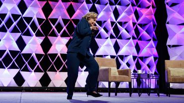 В Лас-Вегасе в Хиллари Клинтон бросили ботинок