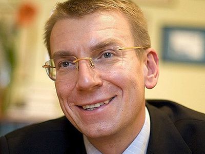 Глава МИД Латвии не намерен вводить запрет на въезд в страну российских деятелей культуры - Литва и страны Балтии