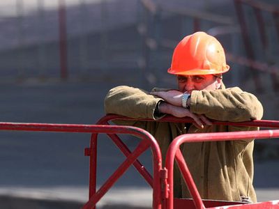 Кто хочет работать за минимальную зарплату?                                                                                                 - Литва и страны Балтии