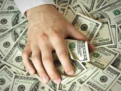 Богатые действительно жаднее и наглее бедных, доказали ученые

                                 - Наука и здоровье