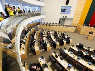 Кубилюс: за 20 лет в Литве создавалось около ста различных партий - Литва и страны Балтии