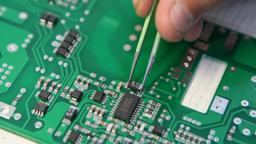 Российская компания запустила производство отечественных восьмиядерных чипов - IT новости