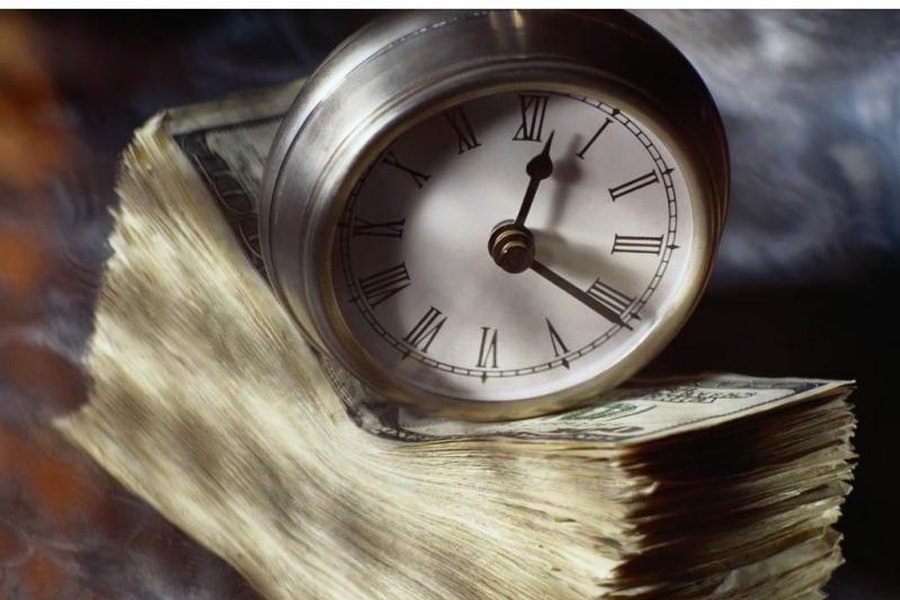 Члены Сейма позволяют долгам жителей молниеносно расти - Литва и страны Балтии