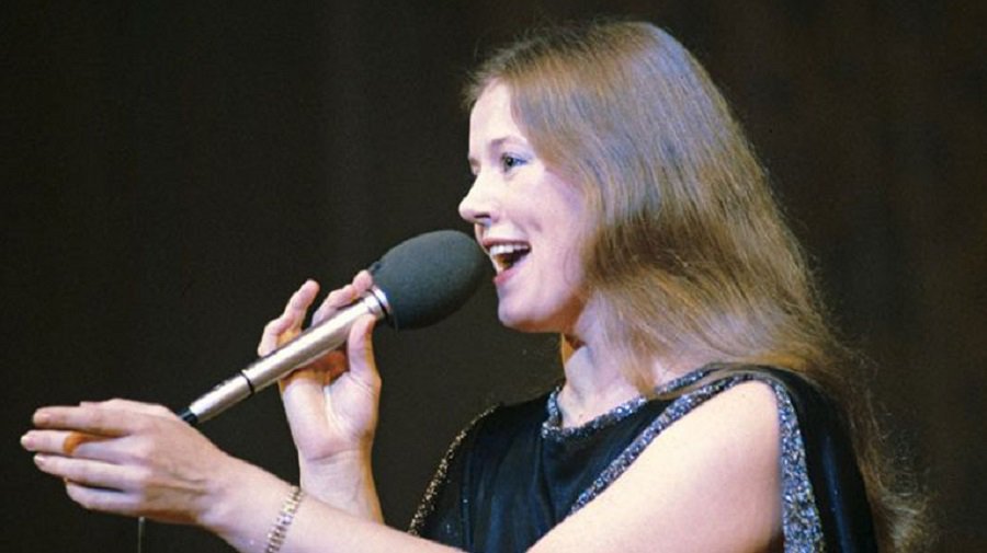 Умерла певица Людмила Сенчина - Кино и искусство