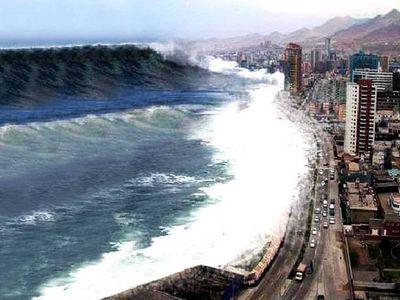 В Японии произошли сильные землетрясения, за которыми последовал цунами


 - В Мире