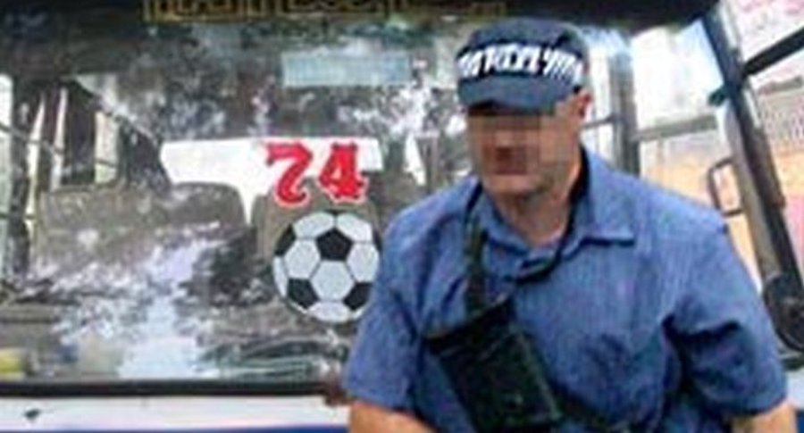 Террорист напал на автобус с детьми - Происшествия и криминал