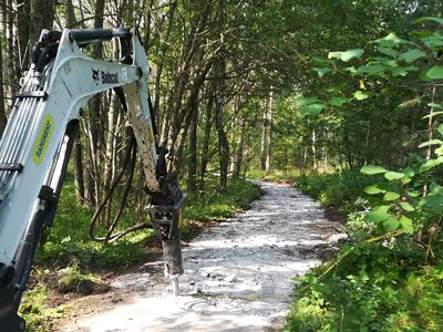 Вы спрашивали: «Почему нам разломали единственную велодорожку до Белого озера?» - В Висагинасе