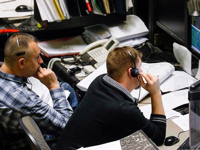 Специалисты Роскосмоса пытаются устранить неполадки с аппаратом "Спектр-Р" - В Мире