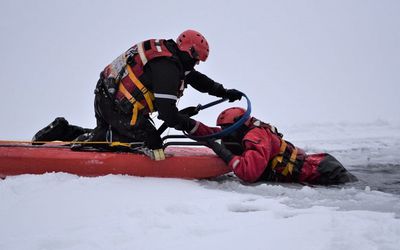 Опасный лёд: напоминаем правила, которые могут спасти жизнь - Висагинас и висагинцы