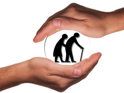 Доступность прививок для пенсионеров в феврале возрастет - Литва и страны Балтии