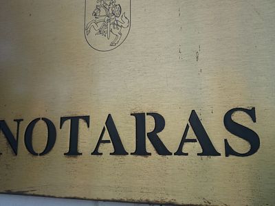 Осуждена нотариус, не уплатившая государству более 80 тысяч евро налогов - Происшествия и криминал