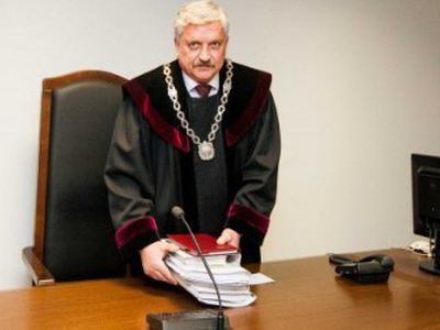 12 сотрудников Сейма предстали перед судом - Происшествия и криминал