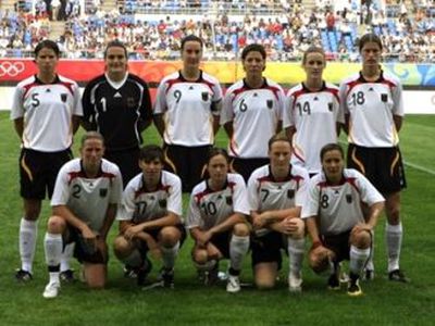 Женские сборные Германии и Бразилии по футболу сыграли вничью на Олимпиаде-2008 - Культурные и спортивные мероприятия