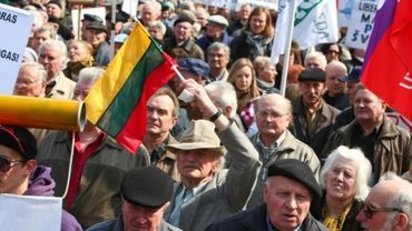 Апрельская акция протеста в Вильнюсе: С волками жить —
по-волчьи выть


                                                                