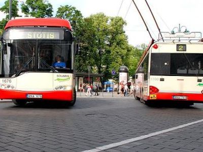 Kitąmet į gatves išriedės pirmieji lietuviški troleibusai - Lietuva ir Baltijos šalys