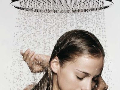 Медики призвали мыться не более 2 раз в неделю

 - Наука и здоровье