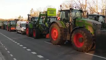 Фермеры Германии провдят ацию протеста против сокращения госсубсидий и отмену льгот