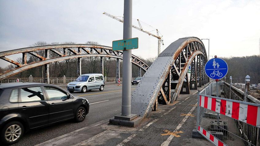В Германии введут новую систему контроля над состоянием мостов после инцидента в Генуе