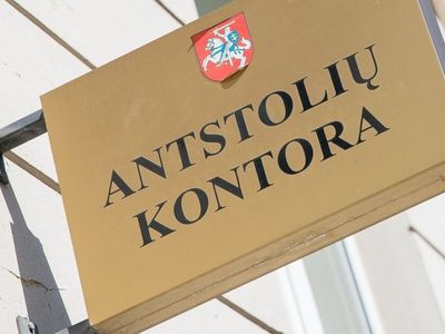 Antstoliai: skolų reikalavimo „karantinas" baigėsi - Lietuva ir Baltijos šalys