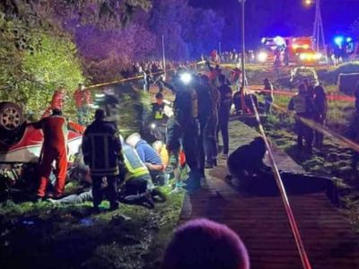 Жуткое ДТП в Утене – гоночный автомобиль въехал в зрителей, пострадали 14 человек, один погиб - Происшествия и криминал