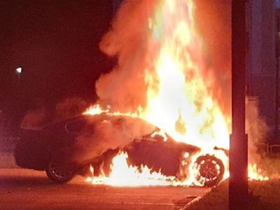 В столице взорвался автомобиль - Происшествия и криминал