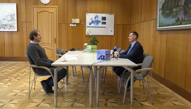 Зачем директору ИАЭС кабинет на блоке (видео)