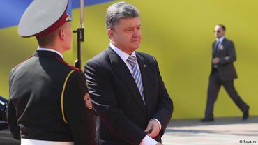 Президент Украины объявил о прекращении огня на неделю