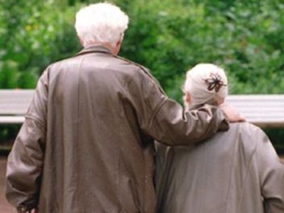 
В Париже 60 тыс. человек приняли участие в акциях протеста против пенсионной реформы
 - В Мире