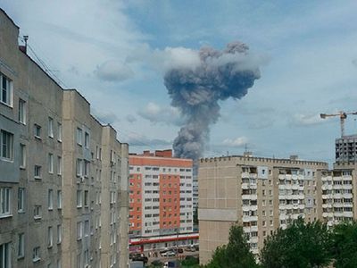 В результате взрывов на заводе в Дзержинске повреждено почти 200 жилых домов - В Мире