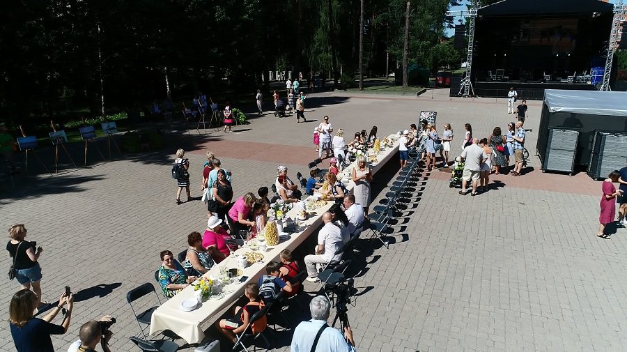 Музыкальный будильник и другие сюрпризы Дня города - В Висагинасе