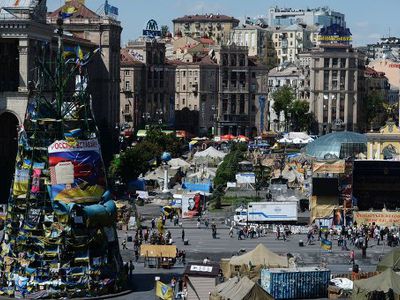 На Народном вече решили не распускать Евромайдан - В Мире