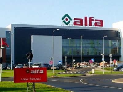 Спецслужба Латвии проверяет магазин одежды Black Star Wear с российской символикой - Литва и страны Балтии