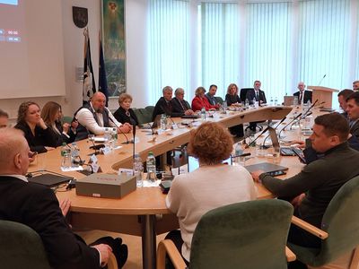 Висагинский совет 8-й  каденции завершил работу. Врио мэра назначат 18 апреля (видео) - В Висагинасе