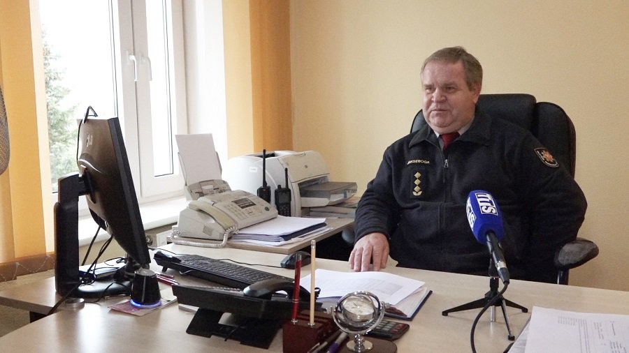 О трудовых буднях пожарных-спасателей (видео) - В Висагинасе