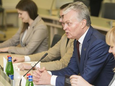 Гитанас Науседа в Утяне раскритиковал региональную политику - Литва и страны Балтии
