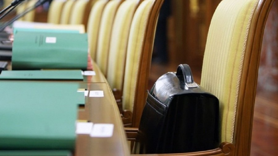 В опросе общественного мнения А. Верига  "лидирует" среди наименее благоприятно оцениваемых политиков - Литва и страны Балтии