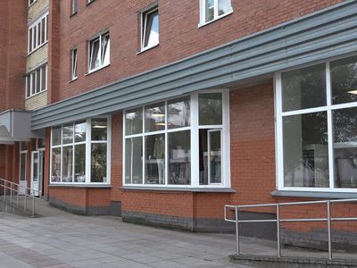 Посетите магазин брендовой одежды "OUTLET" - Реклама