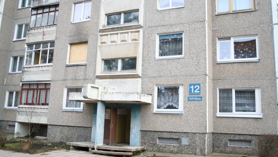 В пожаре погиб мужчина - В Висагинасе