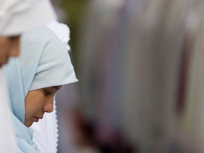  Английские школы уличили в дискриминации немусульманских учеников - В Мире