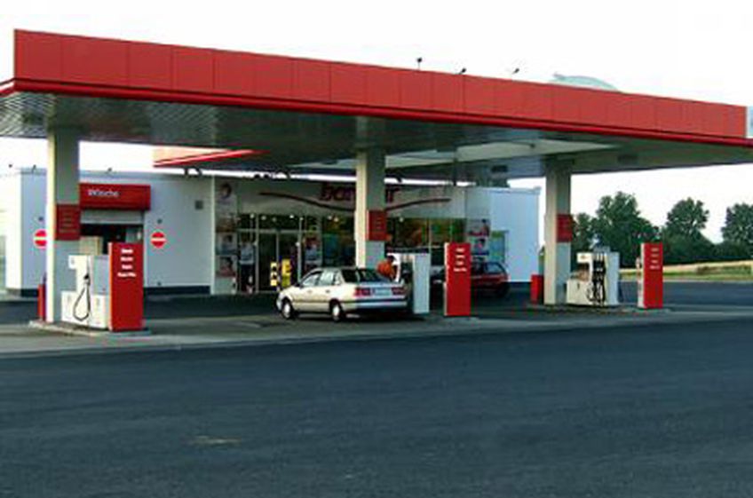 Продажи бензина в Литве упали до рекордного минимума                                