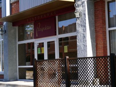 Просторный зал ресторана "Prospektas" приглашает на Новогодние мероприятия - Реклама