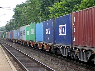 Увеличивается количество перевозимых транзитом через Литву грузов из Китая - Литва и страны Балтии