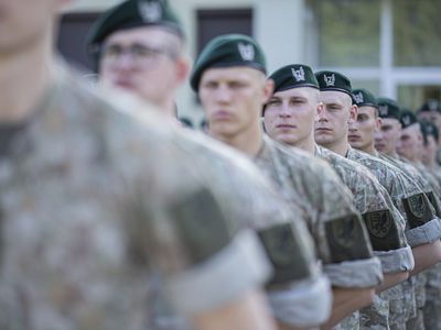 5 января будет составлен список призывников - Литва и страны Балтии