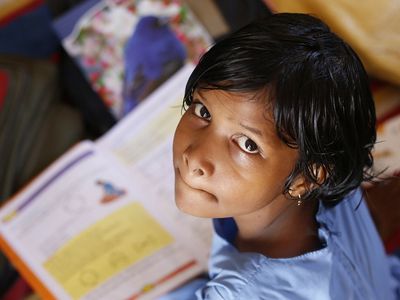 В специально сформированных классах начинают учиться дети нелегальных мигрантов - Литва и страны Балтии