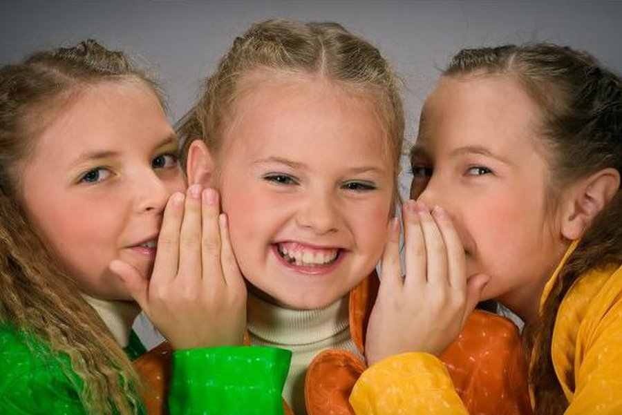 Женщины говорят в три раза больше, чем мужчины - Наука и здоровье