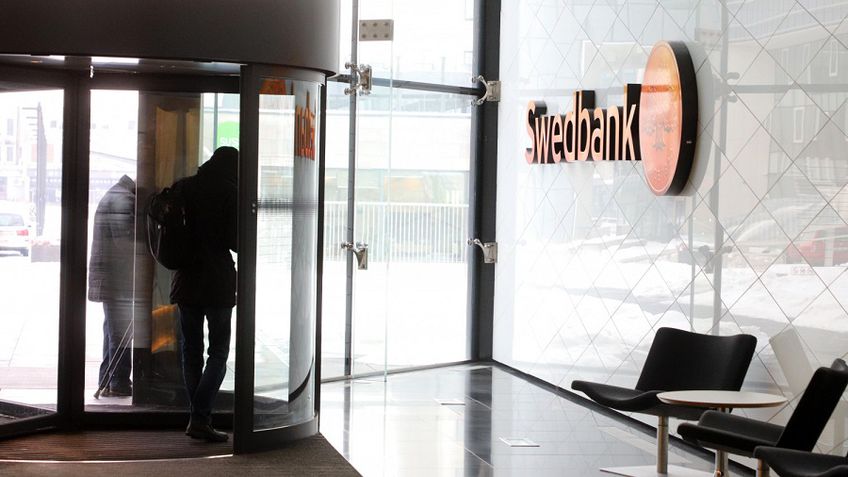 Мошенники не останавливаются: ежедневно по 400 клиентов Swedbank сообщают о подозрительных звонках
