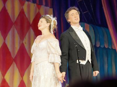 В Висагинасе уже во второй раз прошли гастроли театра "Петербургская оперетта" - Культурные и спортивные мероприятия