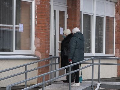 Почему всю неделю не работали кассы "Visagino energija", и где  жителям искать информацию об их работе? (видео) - В Висагинасе